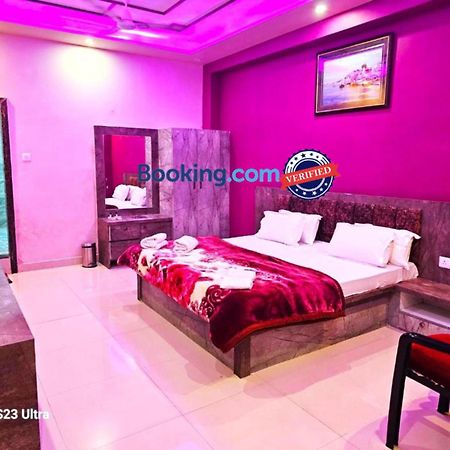 Hotel Kashi Inn Raj Ghat Варанаси Екстериор снимка